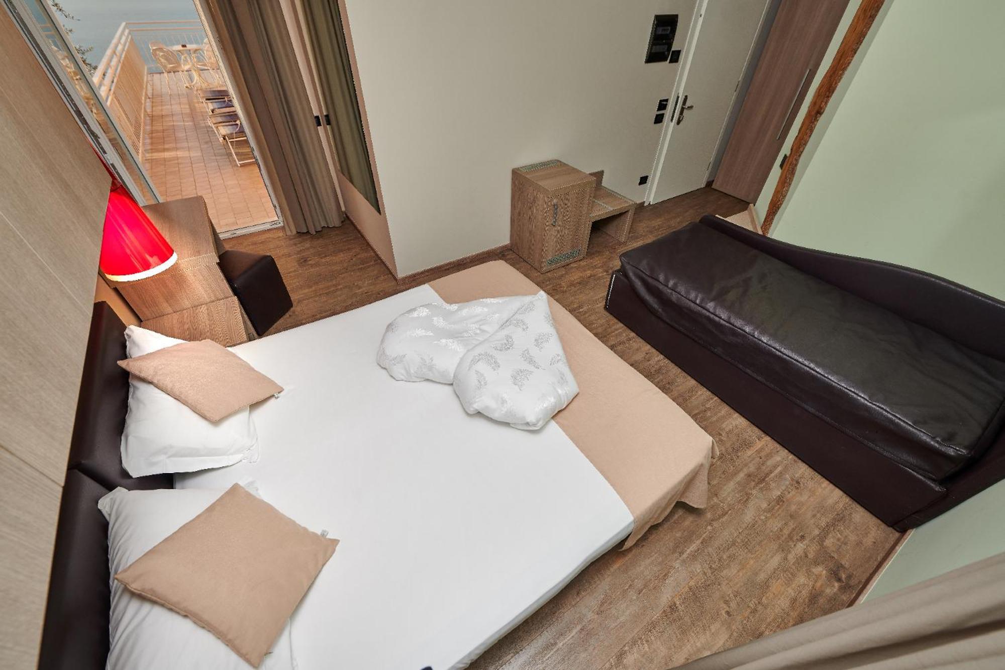 Hotel Eden 브렌조네 술 가르다 객실 사진